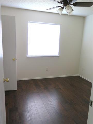 Building Photo - 1547 Thornhill Ln