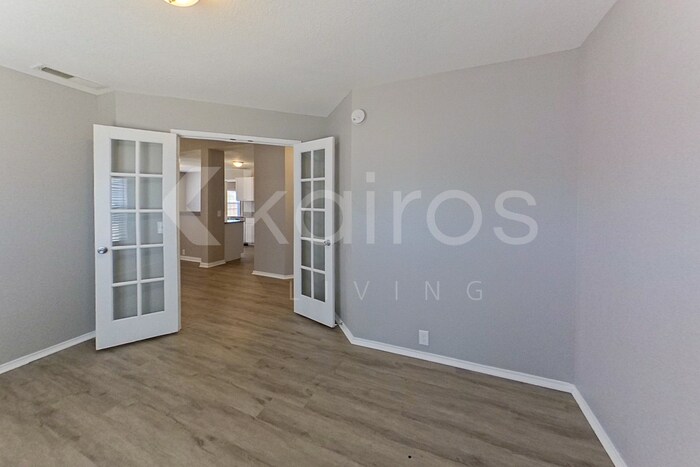 Building Photo - 1401 Alpine Dr