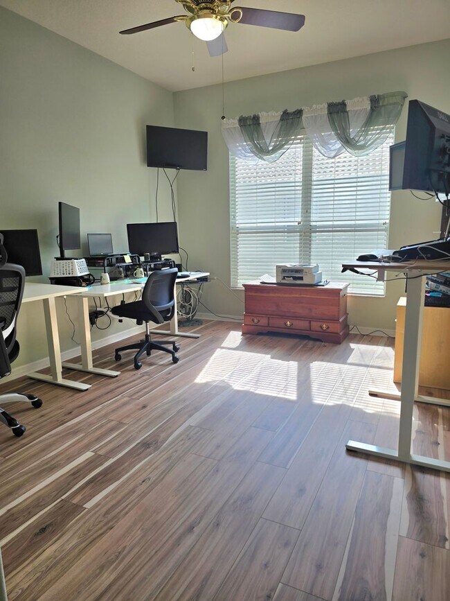 Building Photo - Gorgeous 3/2/2 in Terra Vista!!!