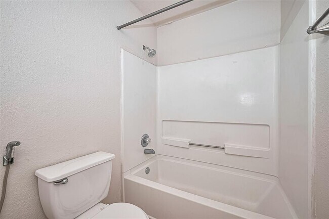 Building Photo - 12927 Pale Ivy Ln