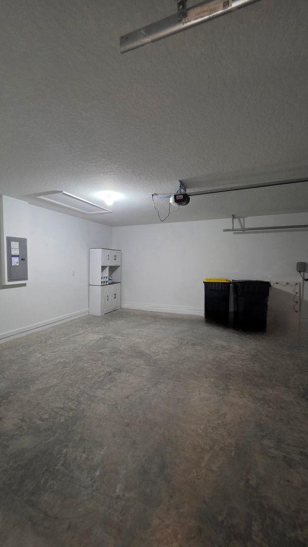 Building Photo - 868 Grand Reserve Dr