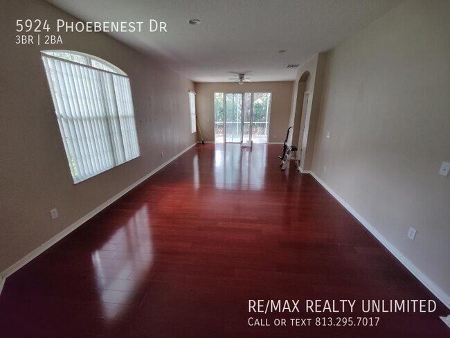 Building Photo - 5924 Phoebenest Dr