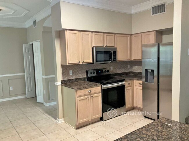 Building Photo - 18221 Sandy Pointe Dr