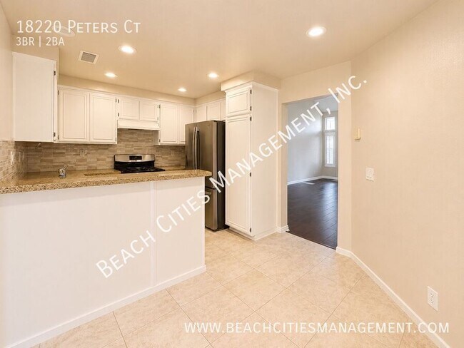 Building Photo - 18220 Peters Ct