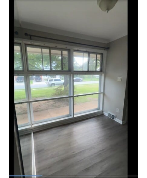 Dinning Room - 7504 June St