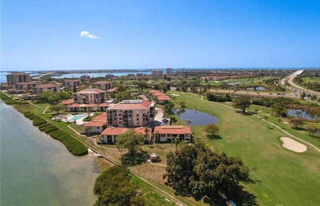Building Photo - 6104 Palma Del Mar Blvd S