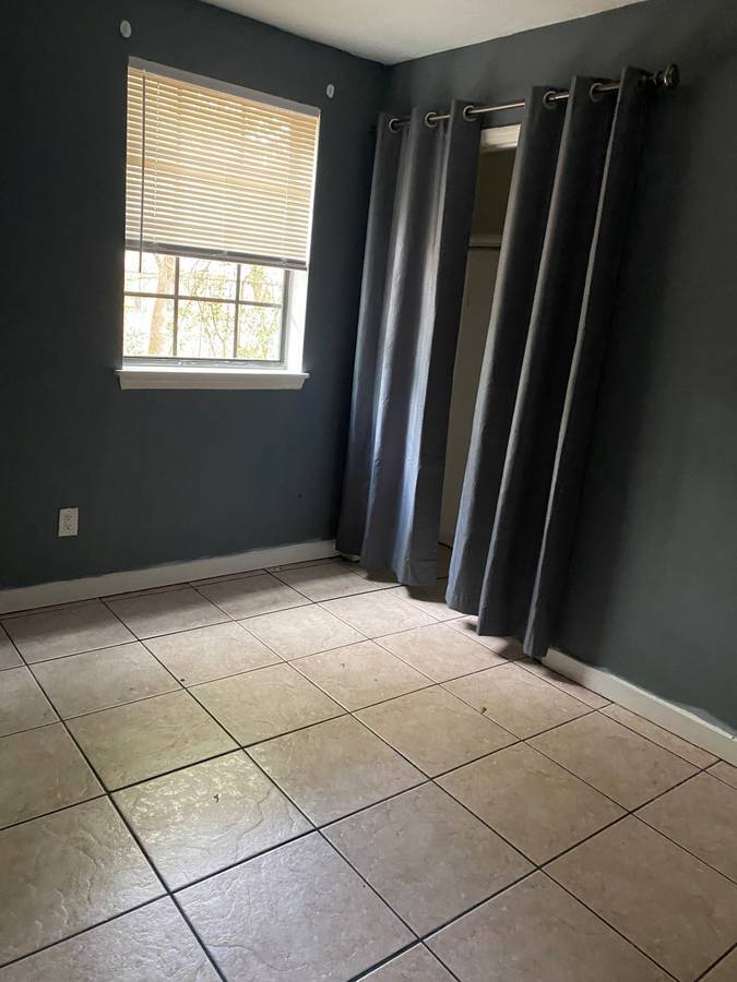Building Photo - 1863 Nekoma Ct