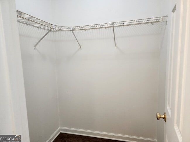 Building Photo - 5960 Batson Ct
