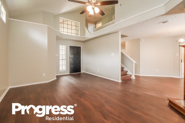 Building Photo - 9411 Spindlewood Dr