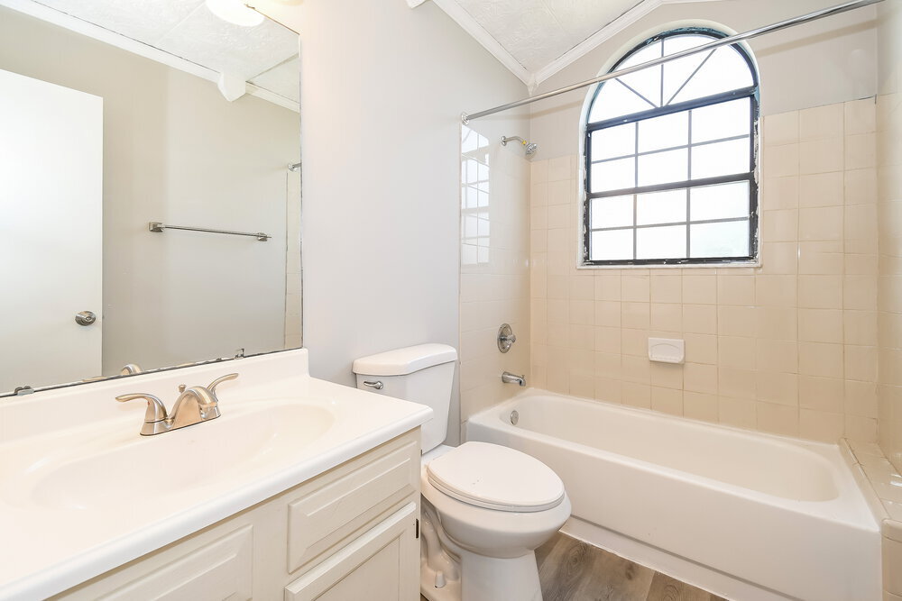 Building Photo - 1283 Independence Dr