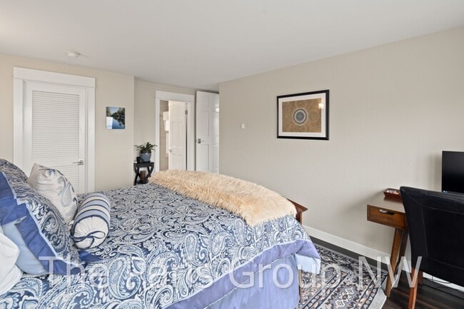 Building Photo - Stunning Normandy Park Home * Panoramic Water Views * Access to The Cove * A/C & EV Charger