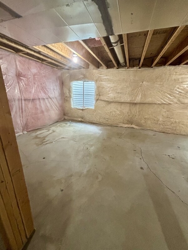 Building Photo - 215 1135 S