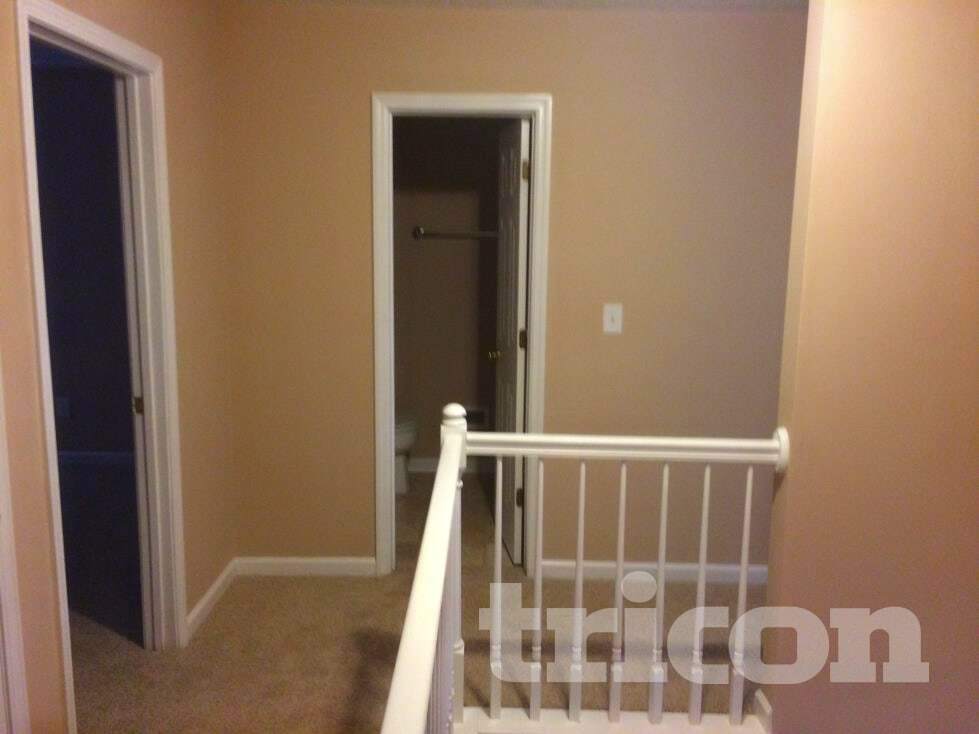 Building Photo - 8437 Glenwoods Dr