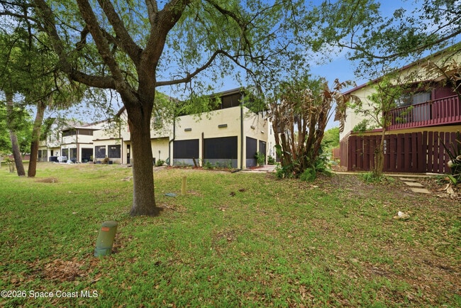 Building Photo - 2605 S Park Ave