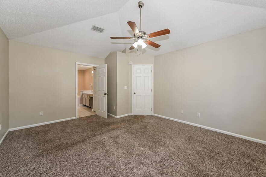 Building Photo - 2968 Waters View Cir