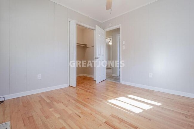 Building Photo - 12 Glendale St