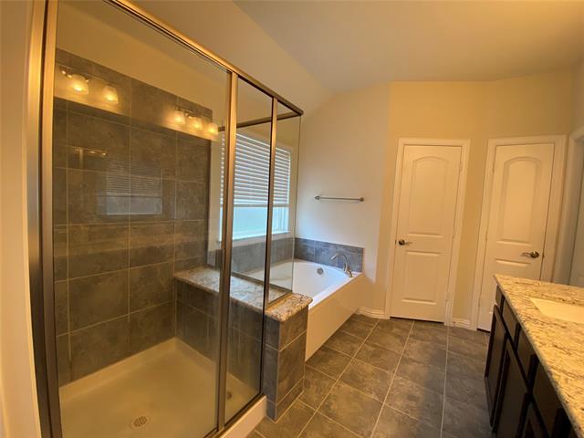 Building Photo - 413 Bow Dr