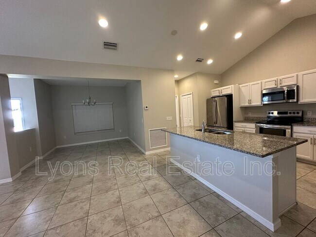 Building Photo - 18463 Van Nuys Cir