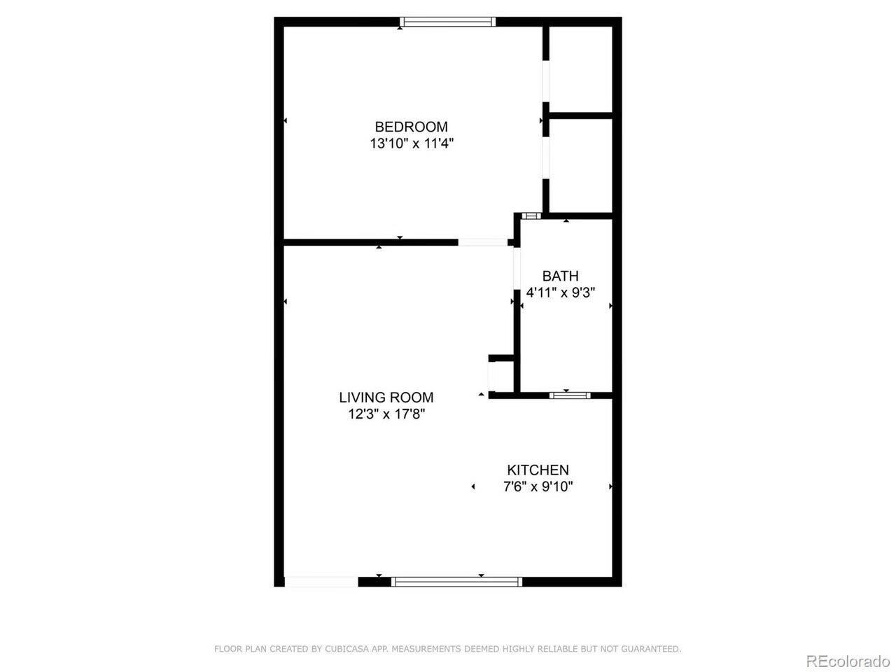 Spacious layout - 3161 Madison Ave