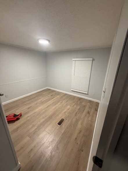 Building Photo - 3419 US-65