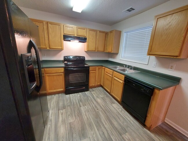 Building Photo - 7093 Mahonia Pl