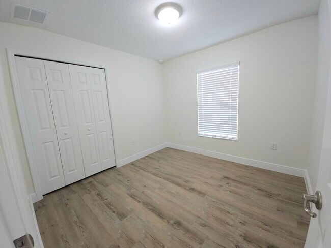 Building Photo - 8440 SW 135th Street Rd