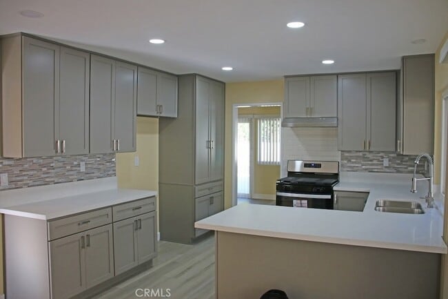 Building Photo - 2538 Alona St