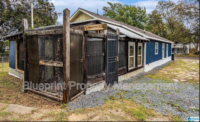 Building Photo - 1726 1st Pl S