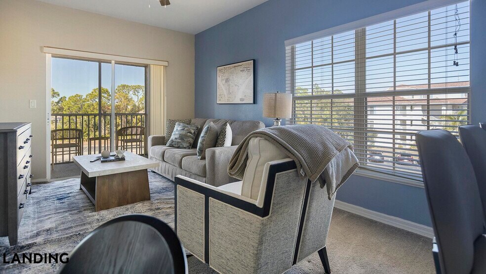 Building Photo - 3695 Island Club Dr