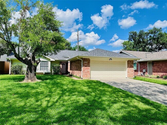 Primary Photo - 3307 Long Hollow Ct
