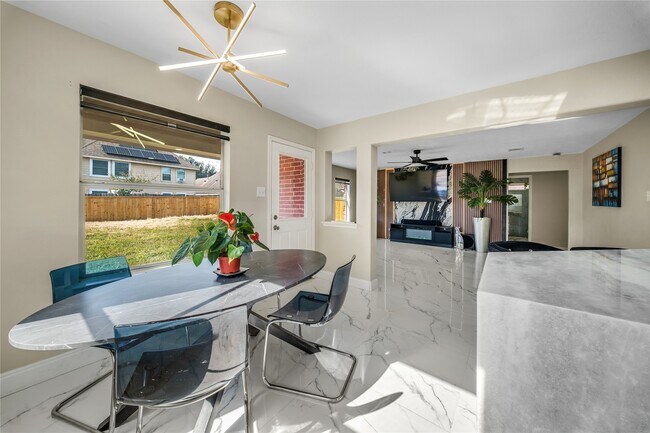 Building Photo - 24503 Stone Falcon Ct