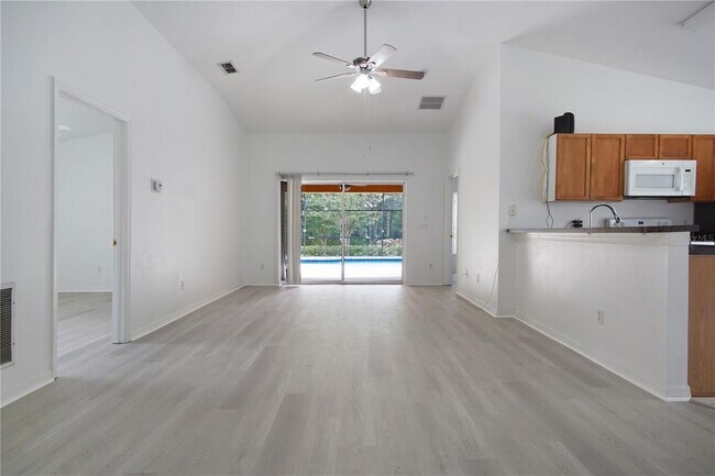 Building Photo - 103 Ridgebrook Ct