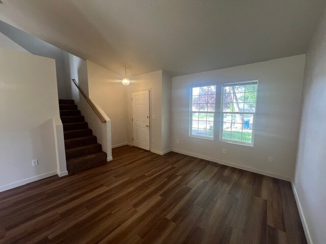 Building Photo - Spacious 3 Bedroom 2 Bath House for Rent in Nampa!