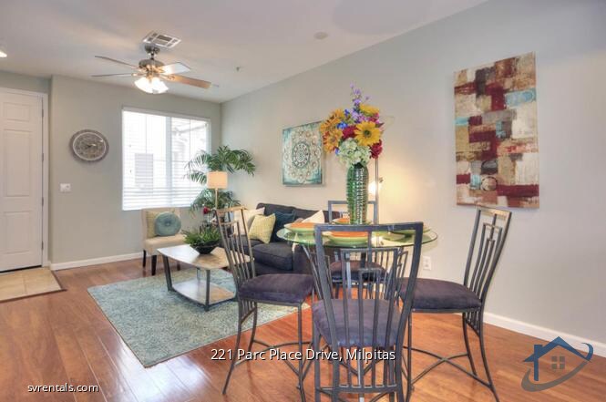 Building Photo - 221 Parc Place Dr