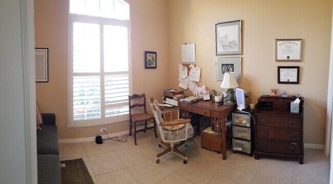 Building Photo - 5327 Solway Dr