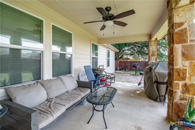 Building Photo - 705 Rowdy Dr