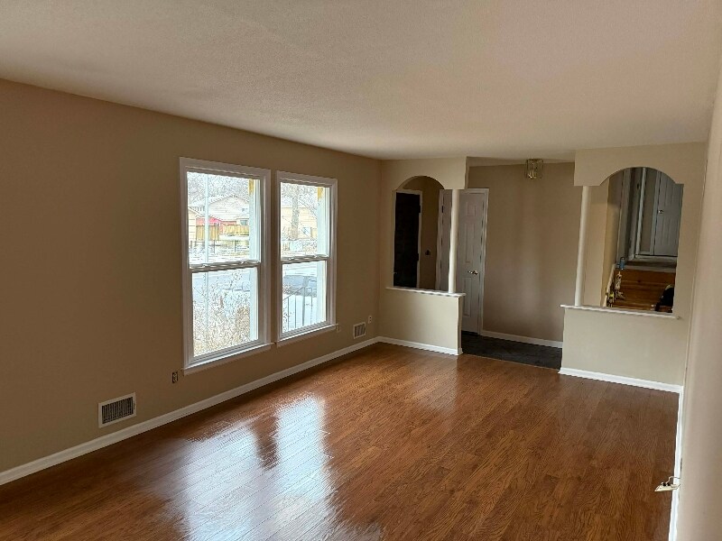 Building Photo - 10310 Nall Ave