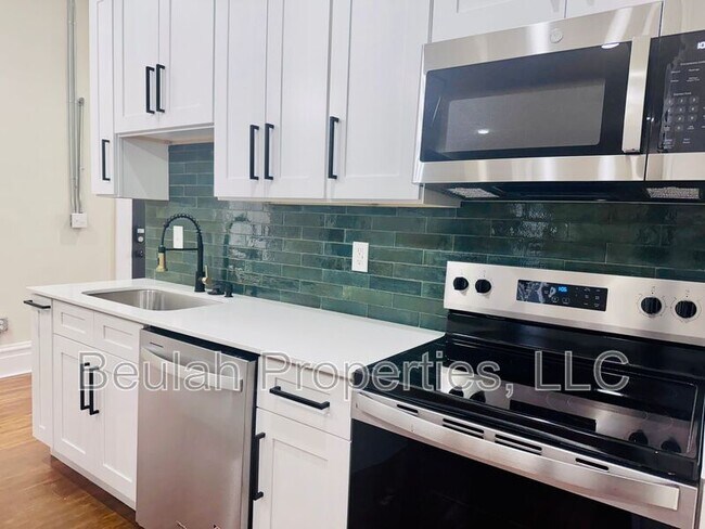 Building Photo - 1306 Sidney St