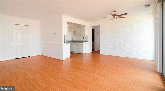 Building Photo - 4345 Ivymount Ct