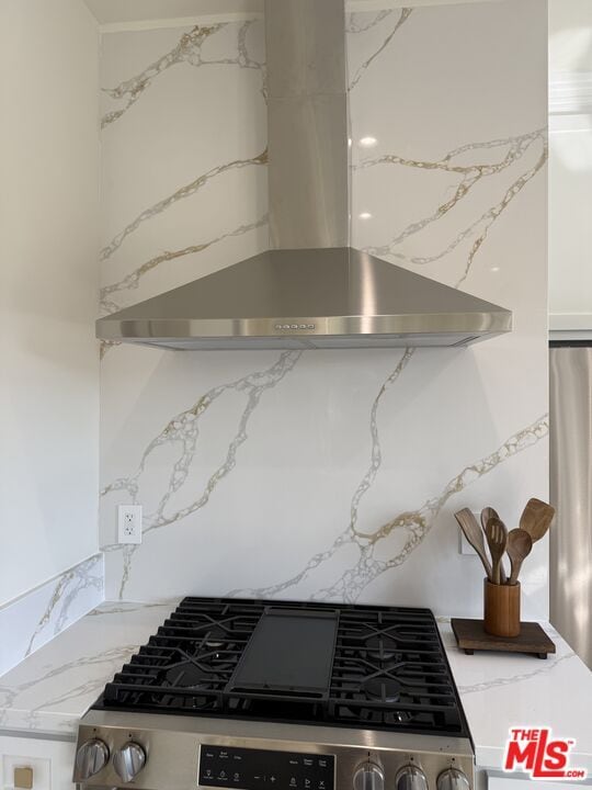 Building Photo - 900 N Alfred St