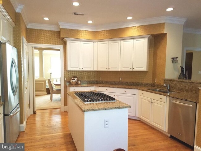 Building Photo - 2003 Mayfair McLean Ct