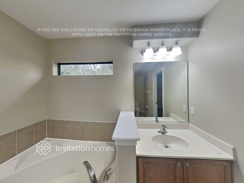 Building Photo - 1204 Bexley Ct