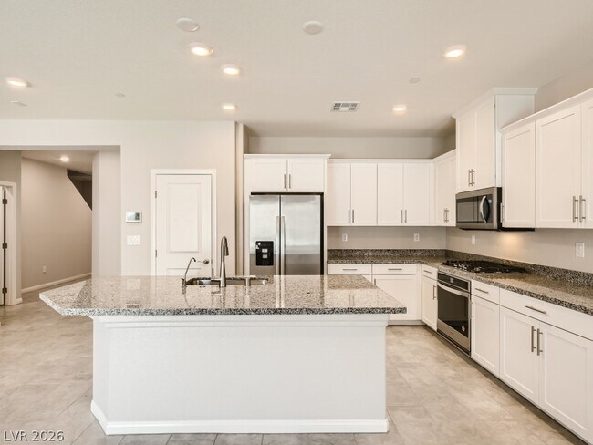 Building Photo - 10748 Wild Poppy Ave
