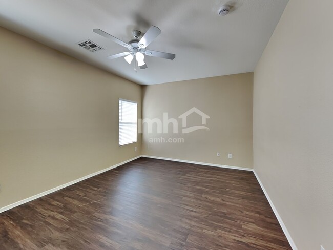 Building Photo - 6976 S Martlet Dr