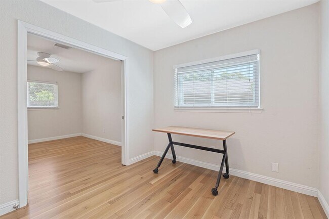 Building Photo - 6550 Fair Valley Trail