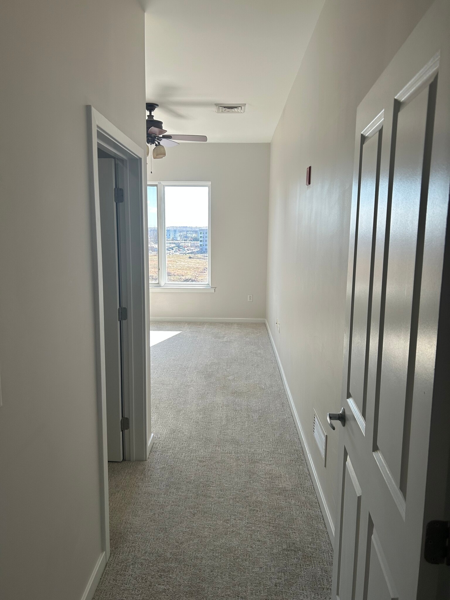 Entry view to bedroom - 530 Harlan Blvd