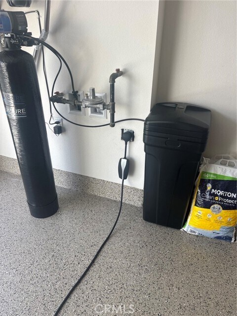 Building Photo - 1720 Park St