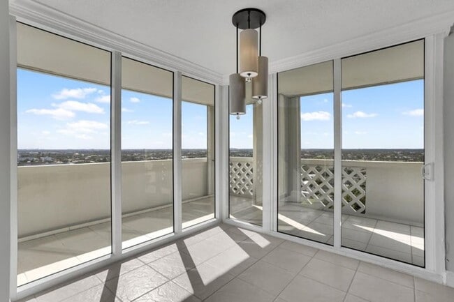 Building Photo - 1200 S Ocean Blvd