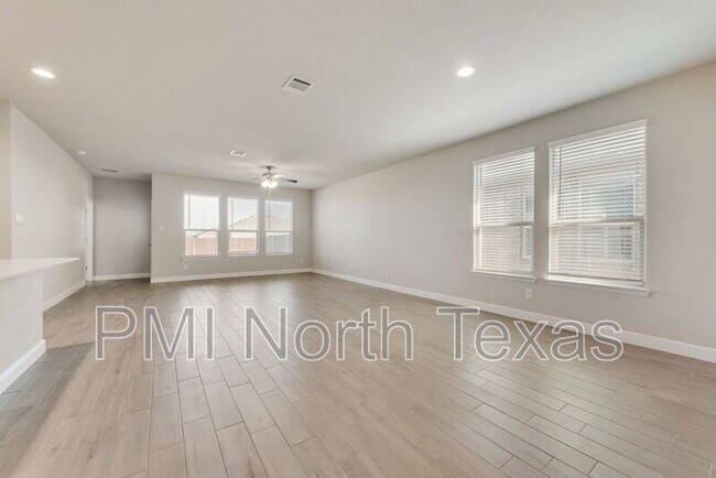 Building Photo - 11508 Harp Ln