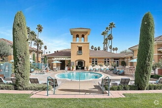 Building Photo - Villa Veneto at Palm Valley